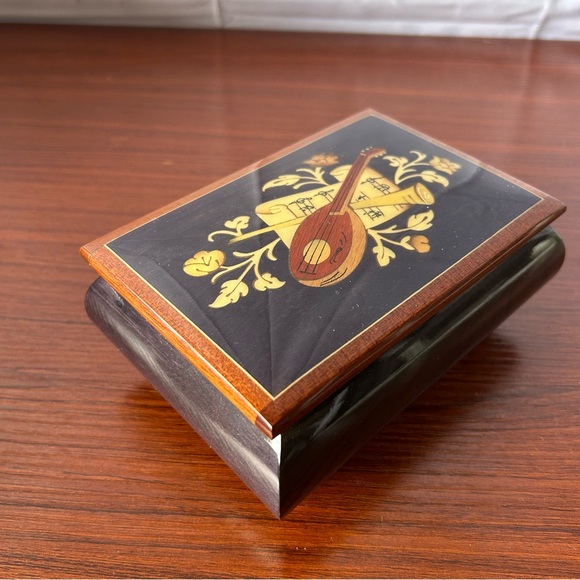 Vintage REUGE Swiss Music Jewelry Box Inlaid Wood Footed Mandolin WORKS EUC - Picture 6 of 6